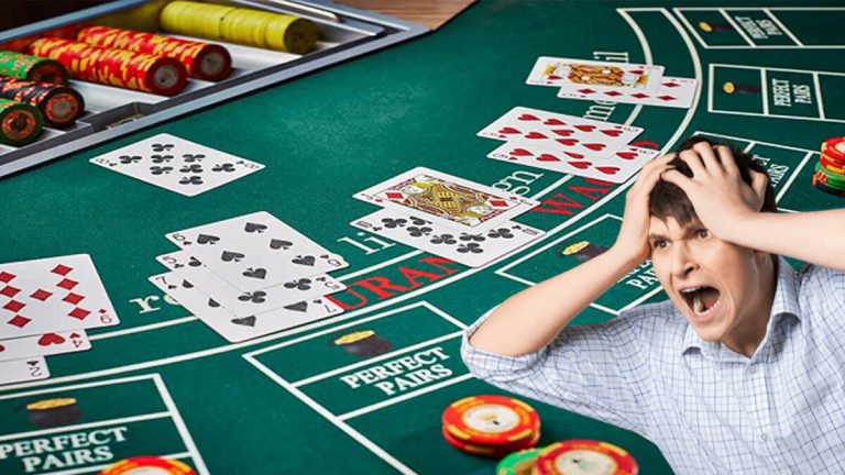 7 things to never say or do at a blackjack table